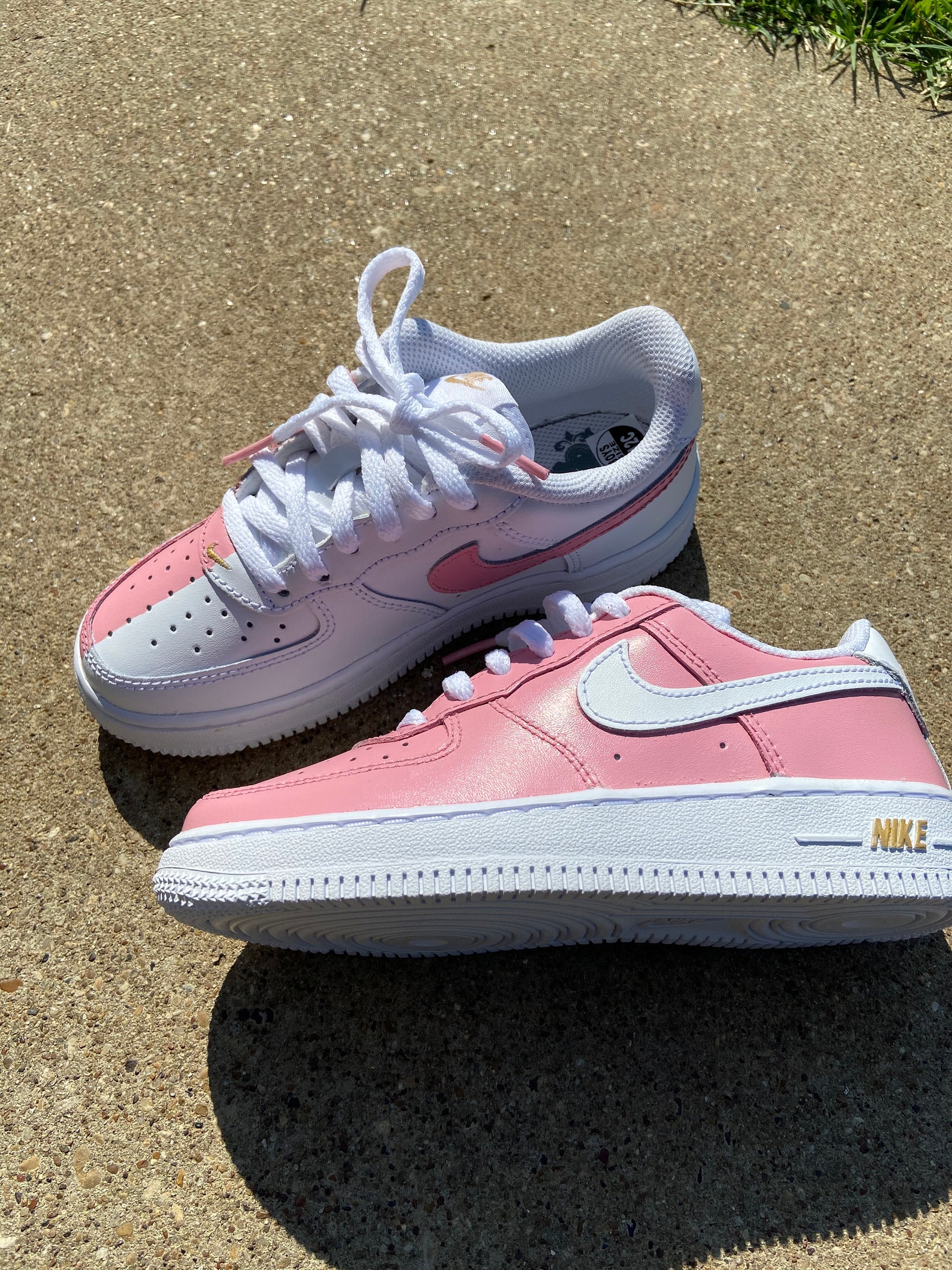 air force 1 bubble gum bottom