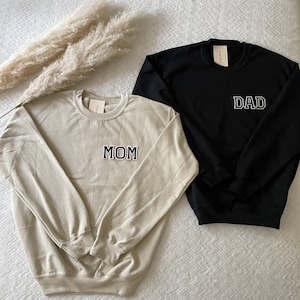 Mom and Dad Sweatshirt | Mom Dad Hospital Outfit |Pregnancy Announcement Ideas | Baby Reveal Ideas | New Mom Gift | Baby Shower Gift