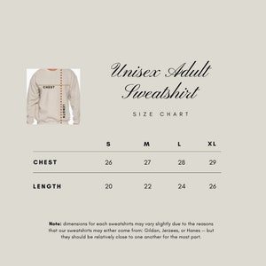 Puede incluir: Tabla de tallas para sudadera unisex para adultos con medidas en pulgadas para el pecho y la longitud. Las tallas incluyen S, M, L y XL.
