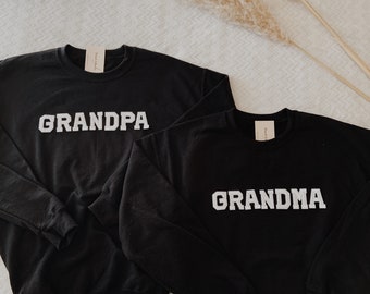 Grandma Sweatshirt | Grandpa Sweatshirt | Pregnancy Announcement to Grandparents | Baby Reveal Gift |New Grandparent Gift|Grandparents Gift