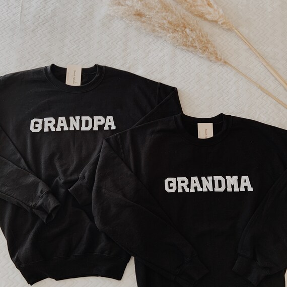 Grandma Sweatshirt Grandpa Sweatshirt Pregnancy Announcement to Grandparents Baby Reveal Gift new Grandparent Giftgrandparents Gift Etsy UK