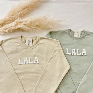 Lala Sweatshirt | Lala Sweater | Grandma Sweatshirt | Grandma Sweater | Mother’s Day Gift | Birthday Gift for Grandma | New Grandma gift