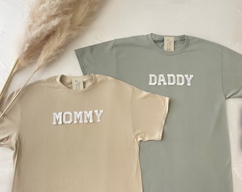 Mommy and Daddy Shirts | Pregnancy Announcement Shirts | Mom and Dad Shirts | New Parents Shirts | Mom and Dad To Be Gifts |Pregnancy Reveal