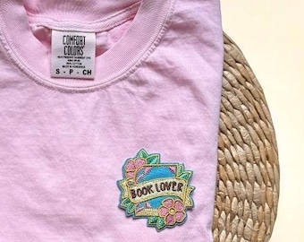 Comfort Colors®-shirt boekenliefhebber, leesgrage shirt, leesgrage cadeaus, leesshirt, leesshirt boekenliefhebber, shirt bibliothecaris, shirt boekenclub, cadeaus boekenclub, boekenshirt