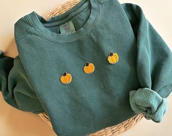 Comfort Colors® Pumpkin Crewneck, Fall Crewneck, Thanksgiving Sweatshirt,Pumpkin Spice Sweater, Cozy Fall Sweatshirt, Cottagecore Sweatshirt