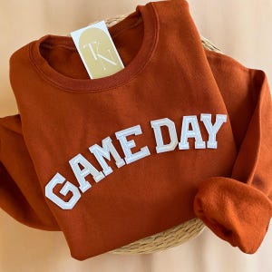 Noffish Women's Football Mom Sweatshirt - Game Day Long Sleeve Shirt With Graphic Print (Rosy, X-Large)