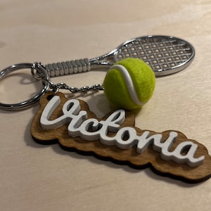 Porte-clés tennis personnalisé, Porte-clés prénom, Cadeaux entraîneur sportif, Fan de tennis, Bas, étiquette de sac, Cadeau de Noël, Porte-clés raquette