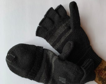 Winter Mitts/Finger Gloves, Keep warm and still use your fingers when you need to.
