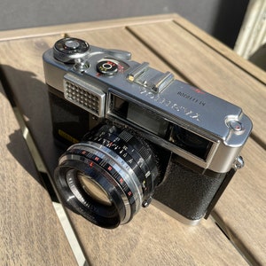 Rare Vintage Yashica M 35mm Film Camera