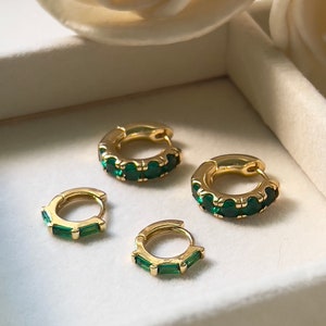 Emerald Green hoop Earrings, Small chunky hoops, Gemstone Hoop Earrings, Gold Huggie Hoops, Earring Set, Gifts for her