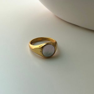Bague en or et perle en acier inoxydable, grosse chevalière en or, bague imperméable, bague en or superposable, bijoux sans ternissement, cadeau pour elle