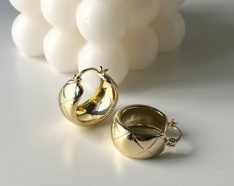 14k Gold Filled Hoop Earrings, Gold chunky thick hoop earrings, Gold lightweight oval hoop earrings, Gold chunky hoop girl/women