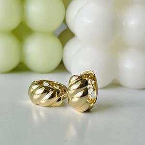 14k gold filled croissant earrings, small croissant earring women, gold twisted hoop earrings, gold huggie hoops, Gold thick hoop earrings
