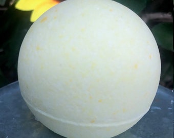 Coconut Pineapple Bath Bomb | Organic | Aromatherapy | Ready to Ship