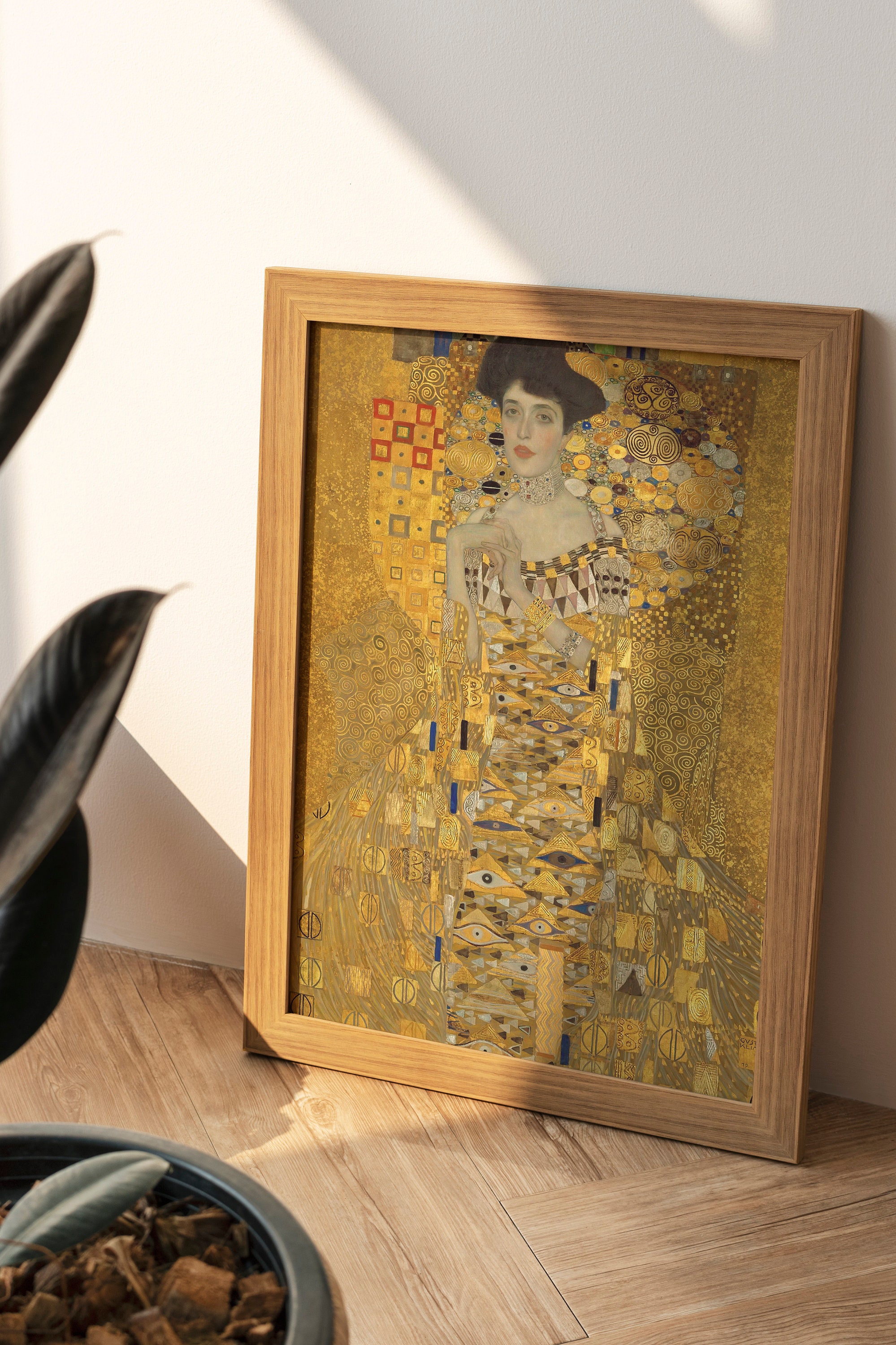 Gustav Klimt Classic Painting - the Lady in Gold (1907) | Klimt Woman ...