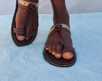 Sandales en cuir faites main 100 % authentiques pour hommes / sandales marron pour hommes et femmes / sandales en cuir véritable, tongs d'été en cuir à lanières