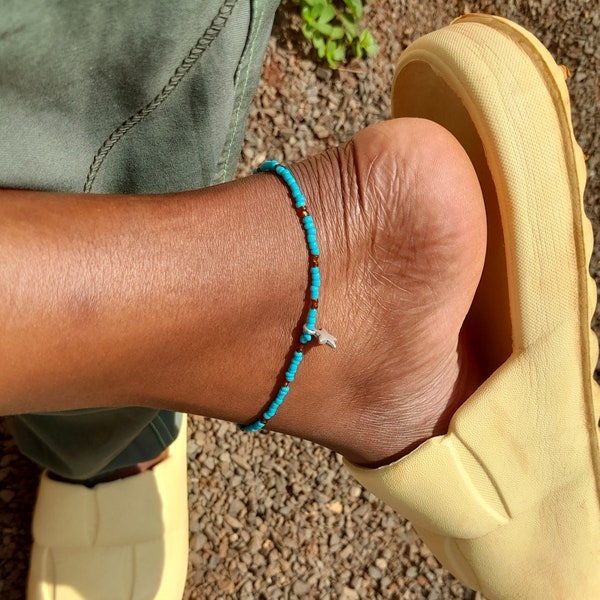 TURQUOISE AND GOLD Beaded anklet fancied with a star charm , seed Bead Beach Anklet, Boho Bohemian Handmade jewelry, Beach wedding anklets