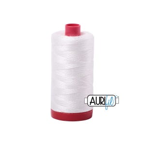 Natural White (2021) | 12wt Large Spool (325M / 356Y) | Aurifil Thread | att2a - atpb6 - atcfpk