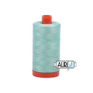 Medium Mint (2835) | 50wt Large Spool (1300M / 1422Y) | Aurifil Thread | att8q - atpb6 - atcdbc