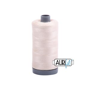Light Sand (2000) | 28wt Large Spool (750M / 820Y) | Aurifil Thread | attcs - atpb6 - atcu4m