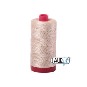 Ermine (2312) | 12wt Large Spool (325M / 356Y) | Aurifil Thread | att2a - atpb6 - atch42