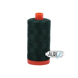 Forest Green (4026) | 50wt Large Spool (1300M / 1422Y) | Aurifil Thread | att8q - atpb6 - atcpco