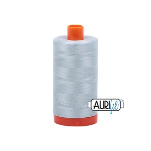 Light Grey Blue (5007) | 50wt Large Spool (1300M / 1422Y) | Aurifil Thread | att8q - atpb6 - atc76d