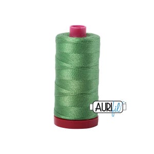Green Yellow (2884) | 12wt Large Spool (325M / 356Y) | Aurifil Thread | att2a - atpb6 - atc9hk
