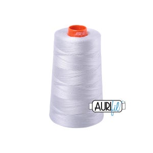 Dove (2600) | 50wt Cone (5900M / 6452Y) | Aurifil Thread | att8q - atptq - atcf88