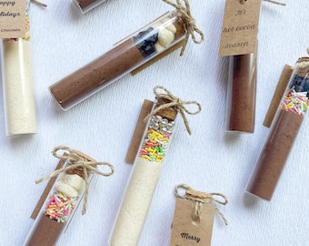 Bomboniere di cioccolata calda: bomboniere di cioccolata calda natalizia, bomboniere di cioccolata calda per feste invernali, calze della Befana, bomboniere per ufficio per le feste all'ingrosso