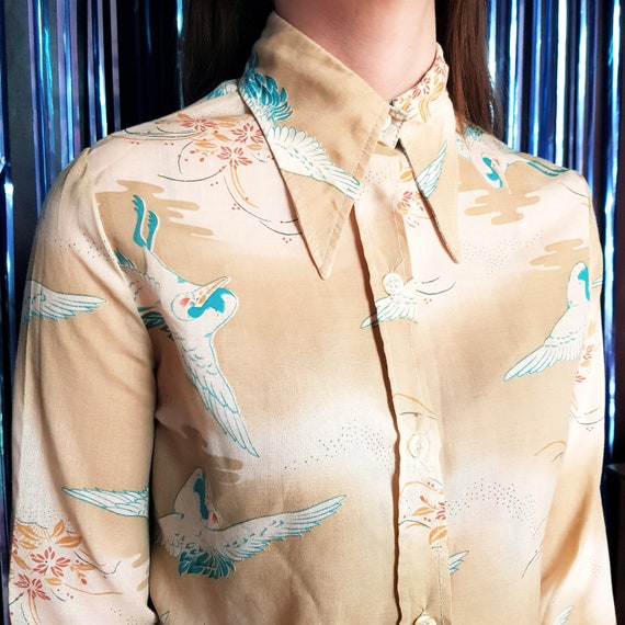 Stunning VINTAGE 70s Japanese Crane Print Shirt -