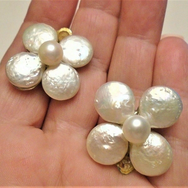 Houte Couture Siman TU Runway white Opalescent Pearl clip-on earrings. Flower. 1". Very high end!