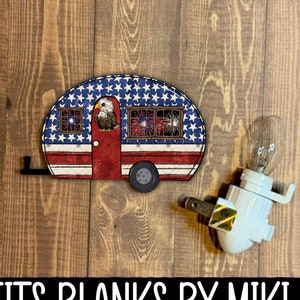 Camping-car, conception patriotique, conception numérique, boucle d'oreille, sublimation, PNG, téléchargement numérique, clip de ventilation, pièces brutes par Miki, cadeau, aigle, veilleuse