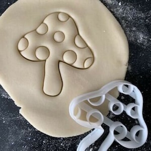 Toadstool Mushroom Cookie Cutter Biscuit Pastry Fondant Cake