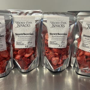 Wicked Cool Snacks - 8 Freeze Dried Sliced Strawberries “A delicious Freeze Dried Snack”