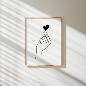 Arte de linha de dedo de coração de K pop coreano, arte de linha de desenho à mão, pôster BTS para impressão, pôster I Purple You, decoração minimalista para casa em preto e branco