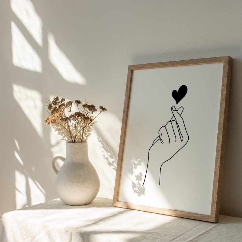 Vingerhart lijntekening print: Minimalistische Kpop poster (digitale download) afbeelding 8