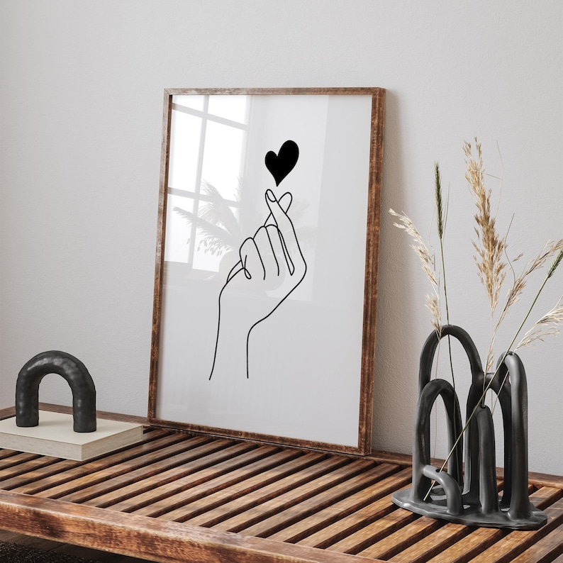 Vingerhart lijntekening print: Minimalistische Kpop poster (digitale download) afbeelding 4