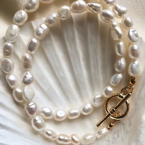 Pearl Necklace/ Pearl Choker/ Toggle Clasp Choker - Etsy