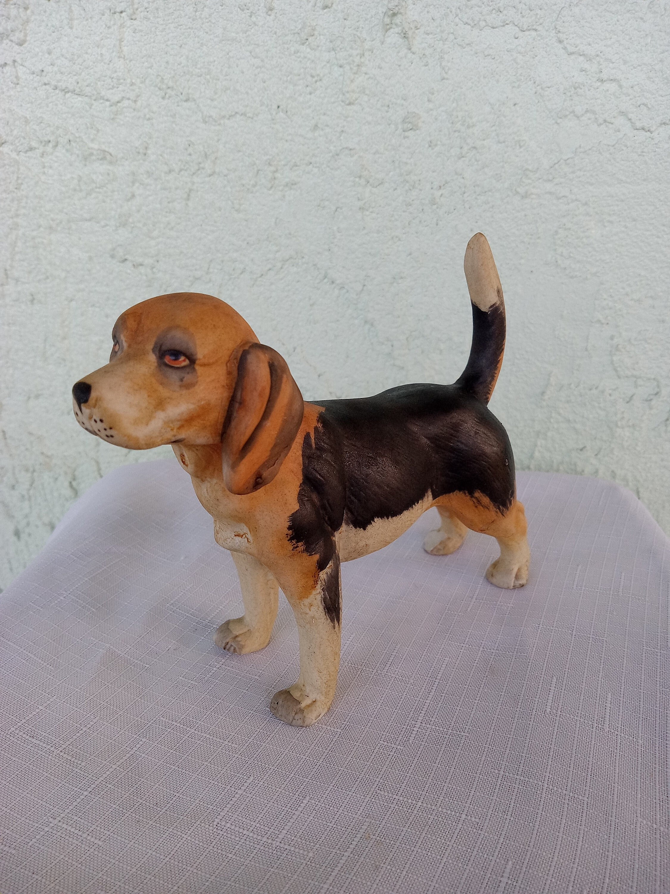 Vintage Beagle Figurineporcelain Beagle Figurinecollectible Etsy