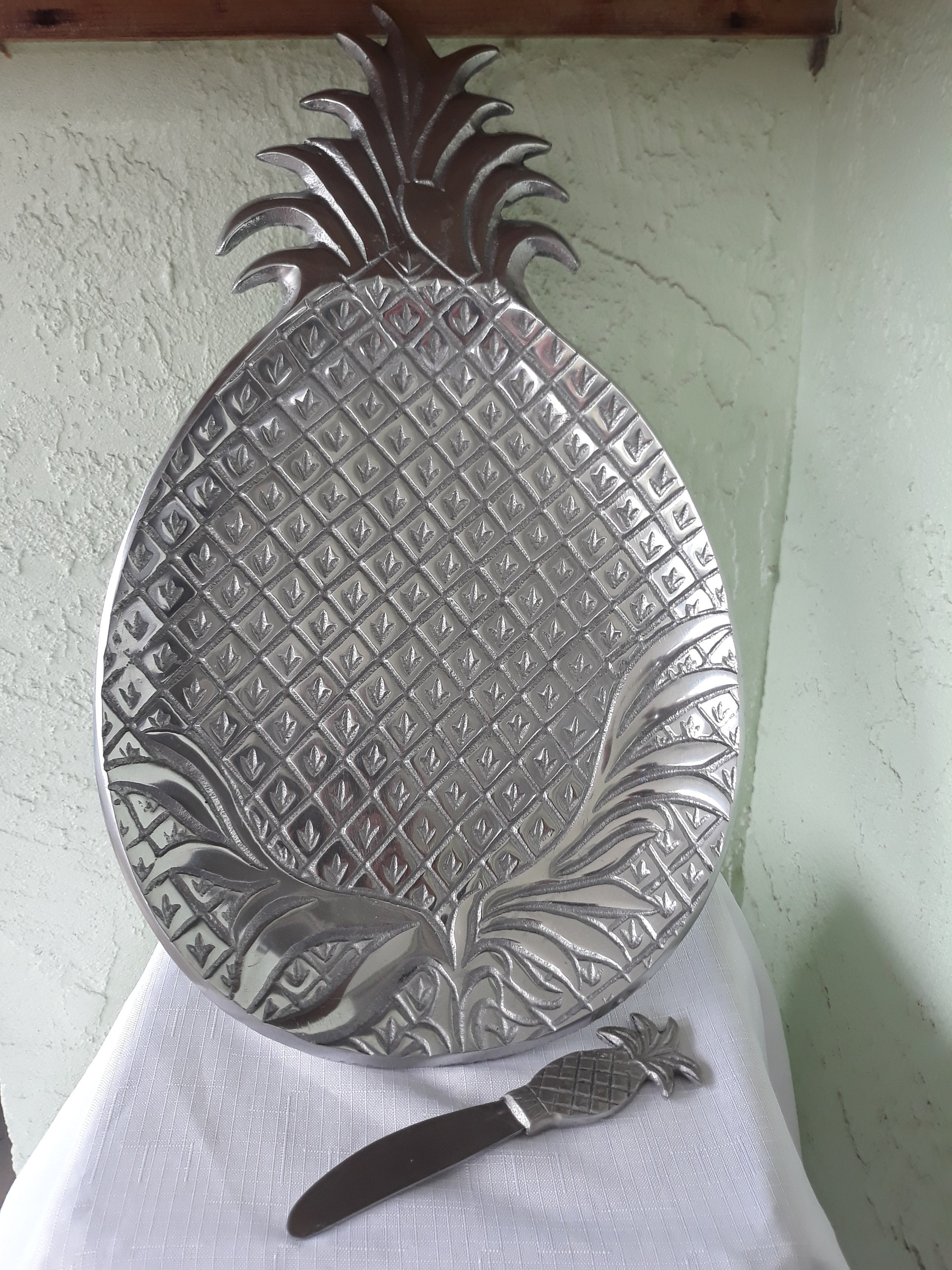 Vintage Pineapple Serving Tray With Spreaderpineapple Etsy New Zealand