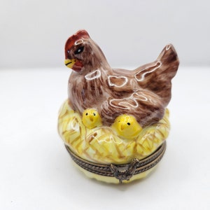 Chicken w/ Chicks Limoges box