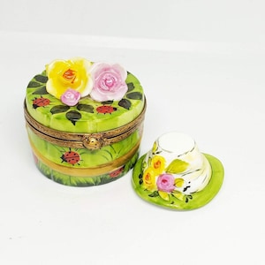 Garden Hat with Flowers - Ladybugs -Limoges  Box