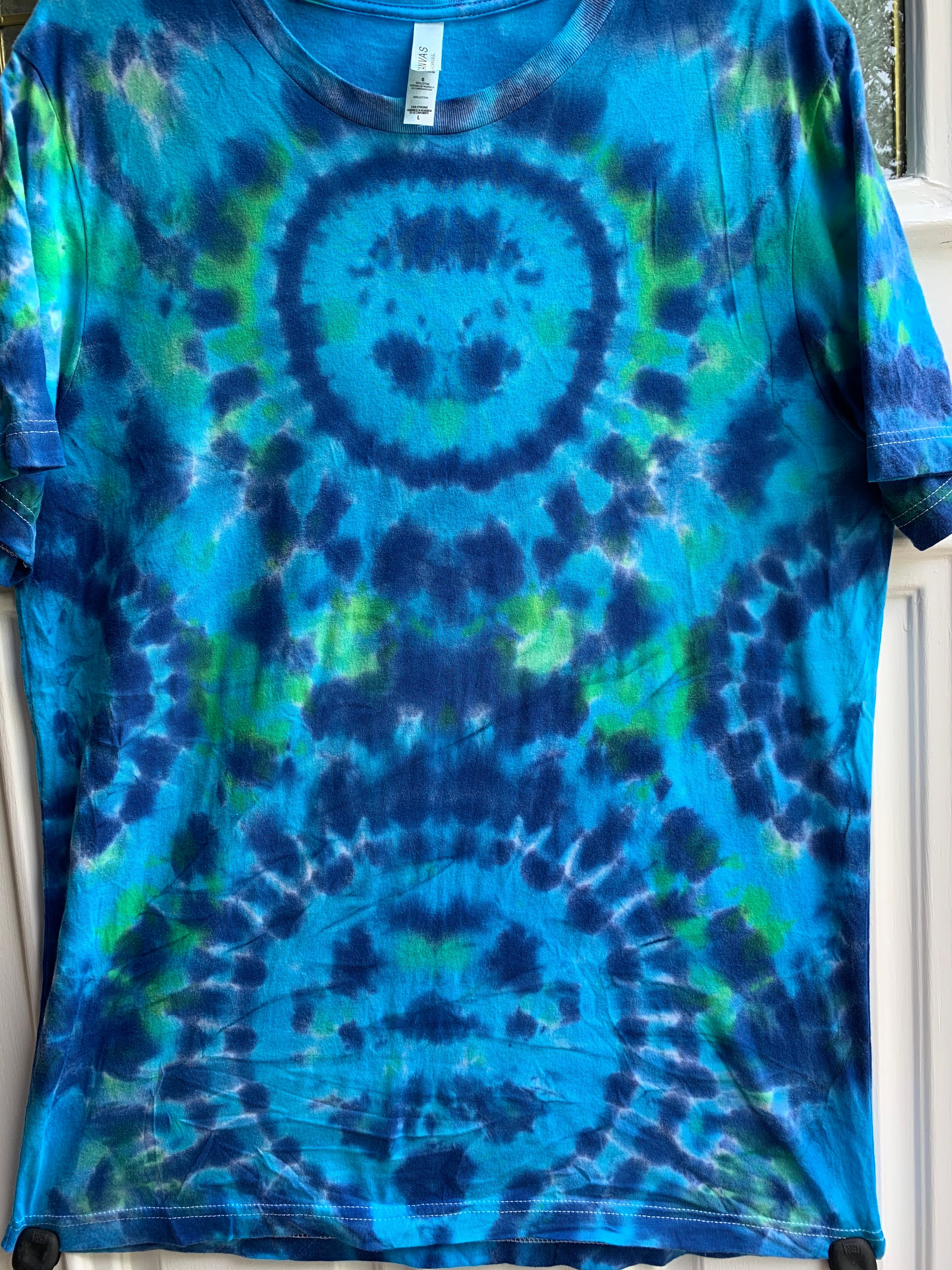 turquoise tie dye shirt