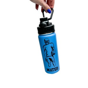 Personalized Insulated Stainless Steel Sport 18/32oz Water Bottle Custom Name Football Player ChoiceDesign Classic Thermal Flasks Easy Carry