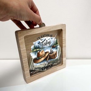 Pote de banco de poupança personalizado para meninos, nome personalizado, caixa de dinheiro, captura de peixe, eu preferiria estar pescando, presente de pescador com tema menino