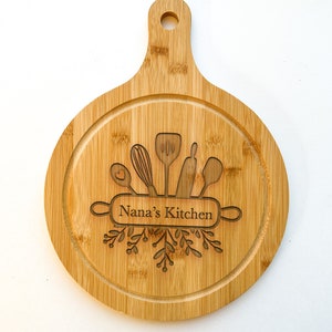 Large Cutting Cheese Charcuterie Board With Hold Handle 13&quot;x10&quot; Round Premium Wood Engrave Kitchen Wedding Anniversary New Home Holiday Gift