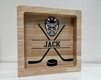 Alcancía de ahorros personalizada, alcancía, equipo escolar, club, jugador deportivo, regalo para niños, decoración de habitación de hockey, regalo navideño: ¡enseñe a ahorrar con estilo!