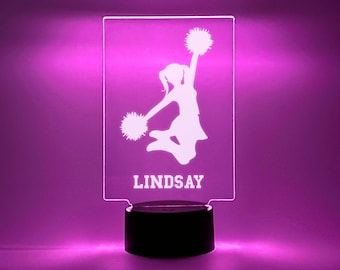 Cheer Cheerleader Team Light Up, Personalizzato, 16 colori LED Camera Lampada sportiva per ragazze, Luce notturna, Incisione GRATUITA, Telecomando, Regalo a tema