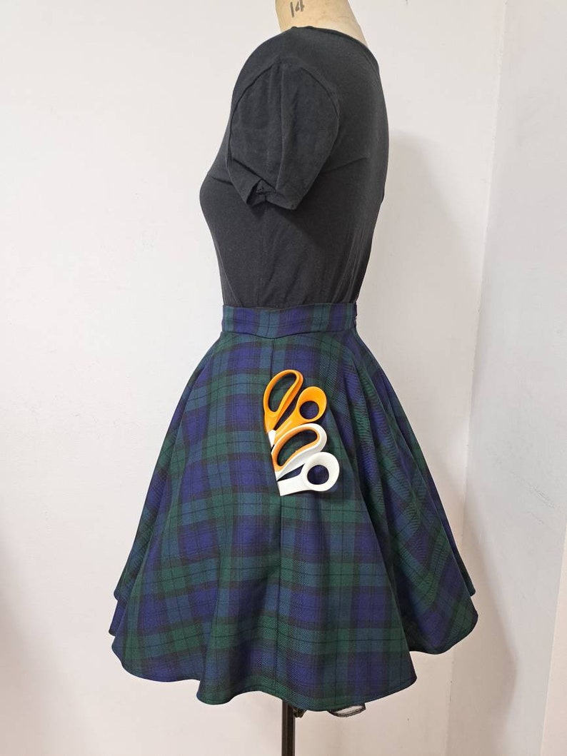 Tartan skirt, circle skirt with pockets, high waist skirts, blackwatch tartan, capsule wardrobe, plaid skirt short, academia clothes image 3